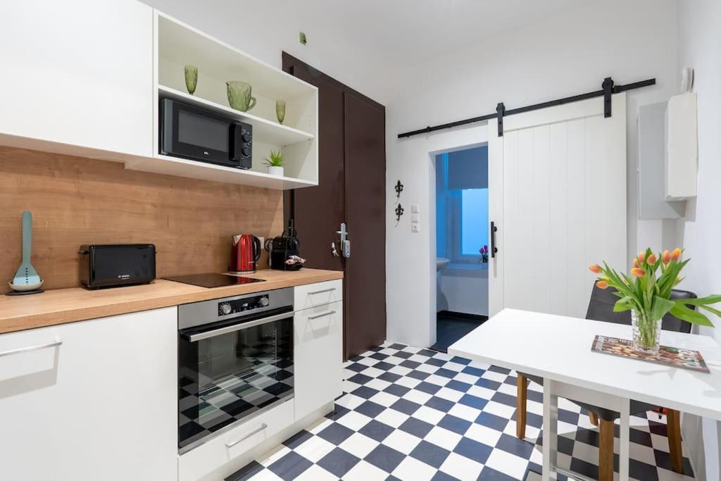Practical 1br Flat By Center By Hm Apartment Wien